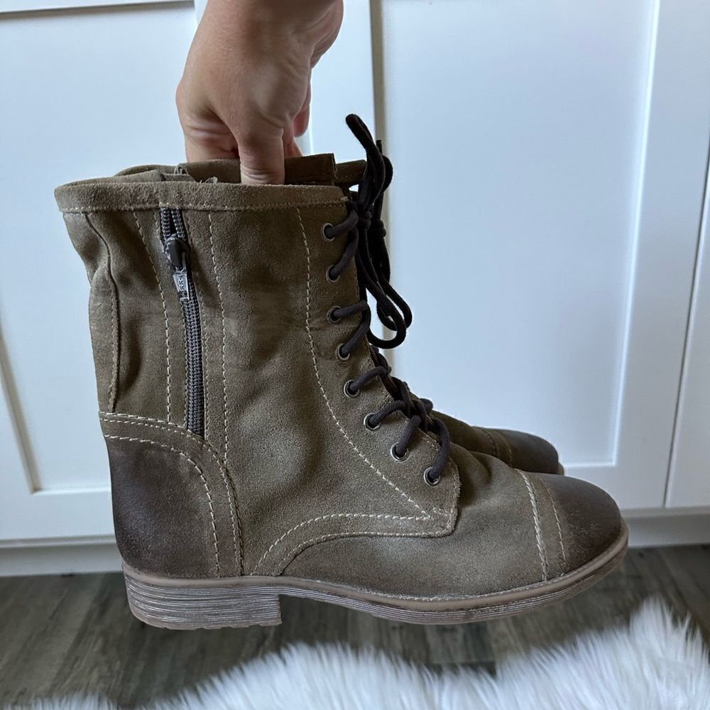 WOMENS ROAN BOOTS SIZE 9